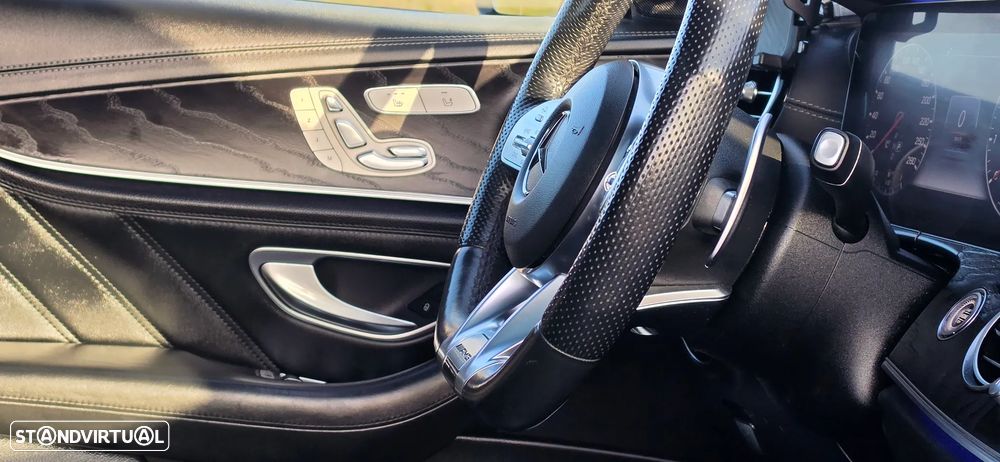 Mercedes-Benz E 53 AMG 4Matic 9G-TRONIC - 36