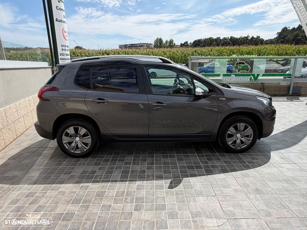 Peugeot 2008 1.2 PureTech Style - 5