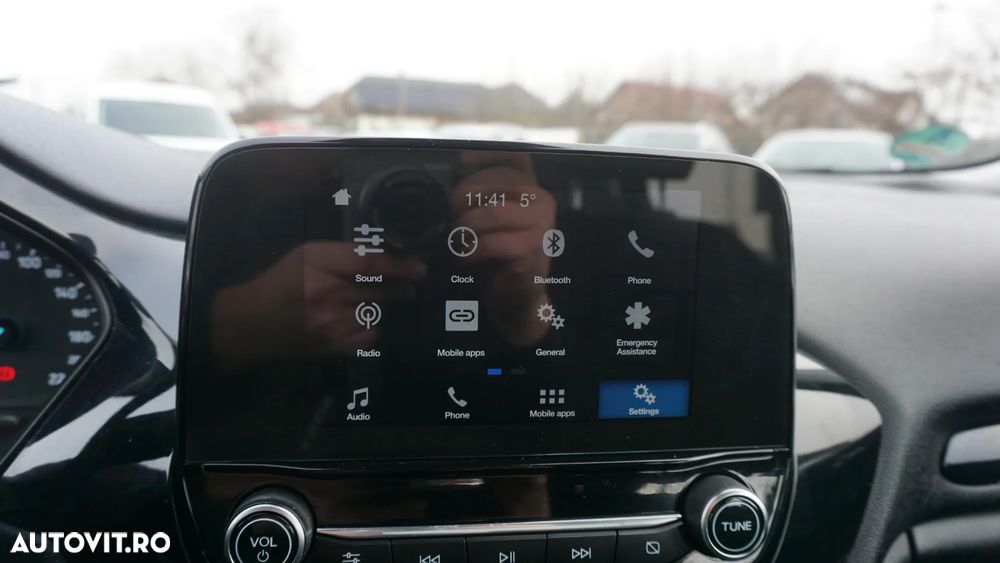 Ford Fiesta 1.1 S&S TITANIUM - 26