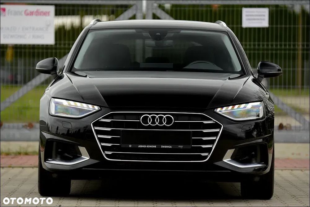 Audi A4 Avant 40 TFSI S tronic sport - 1