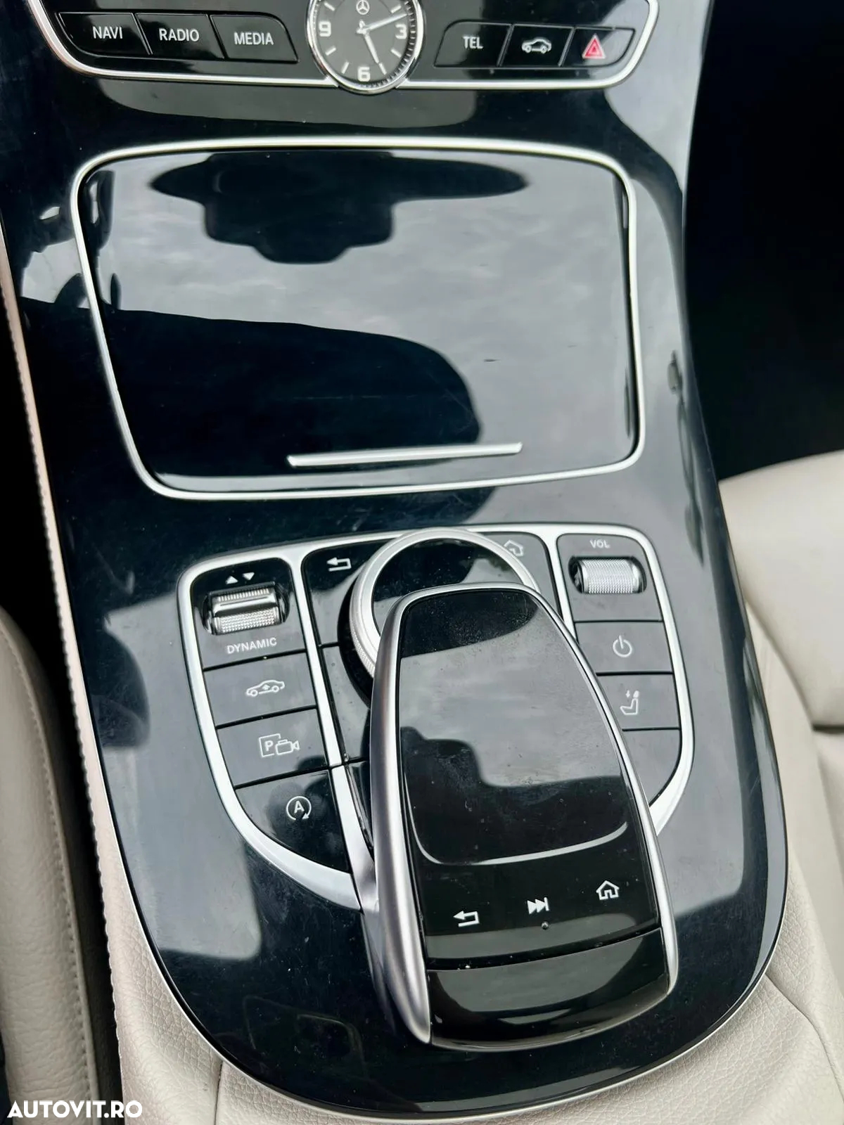 Mercedes-Benz E 220 d All-Terrain 4MATIC Aut. - 27