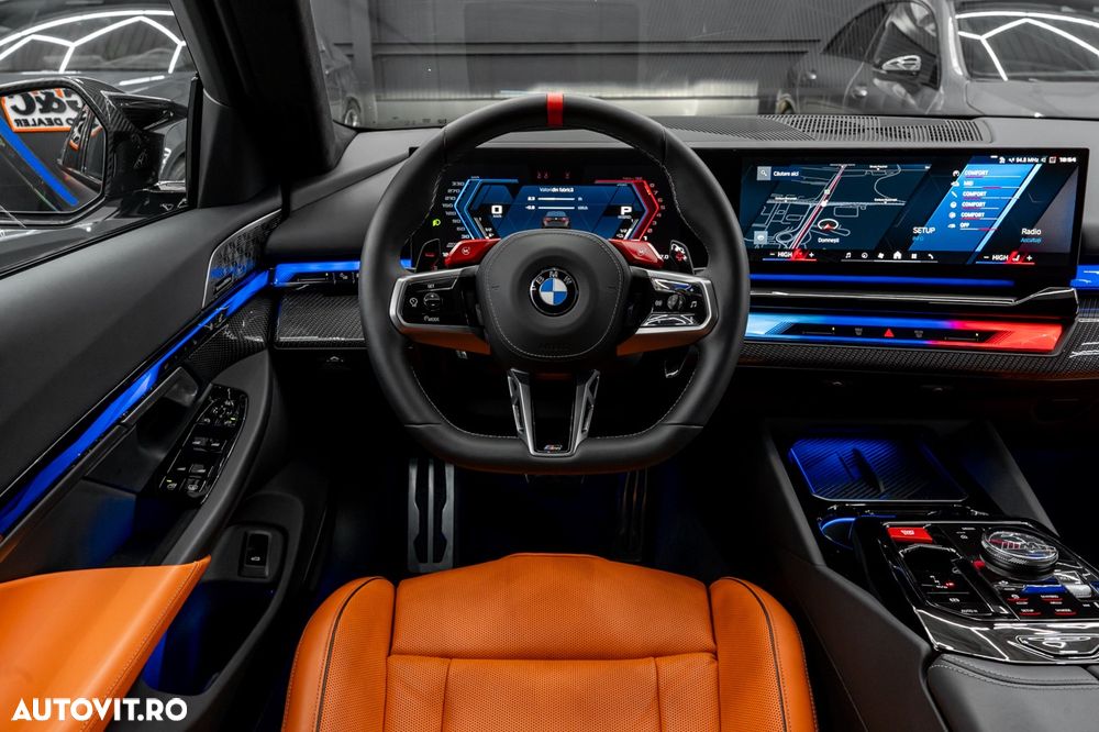 BMW M5 xDrive - 12