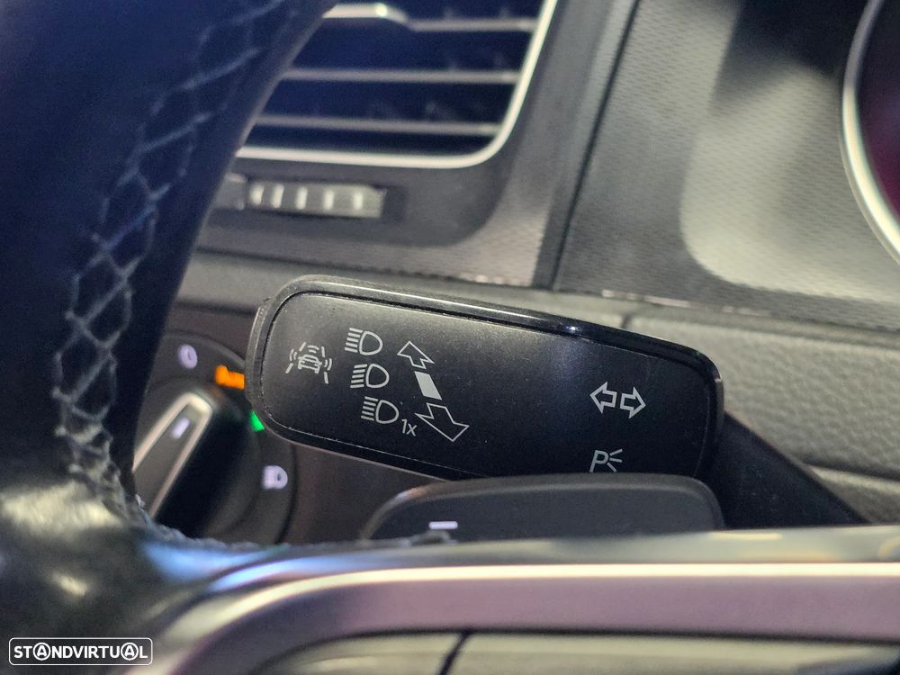 VW Golf 1.4 GTE Plug-In-Hybrid DSG - 13