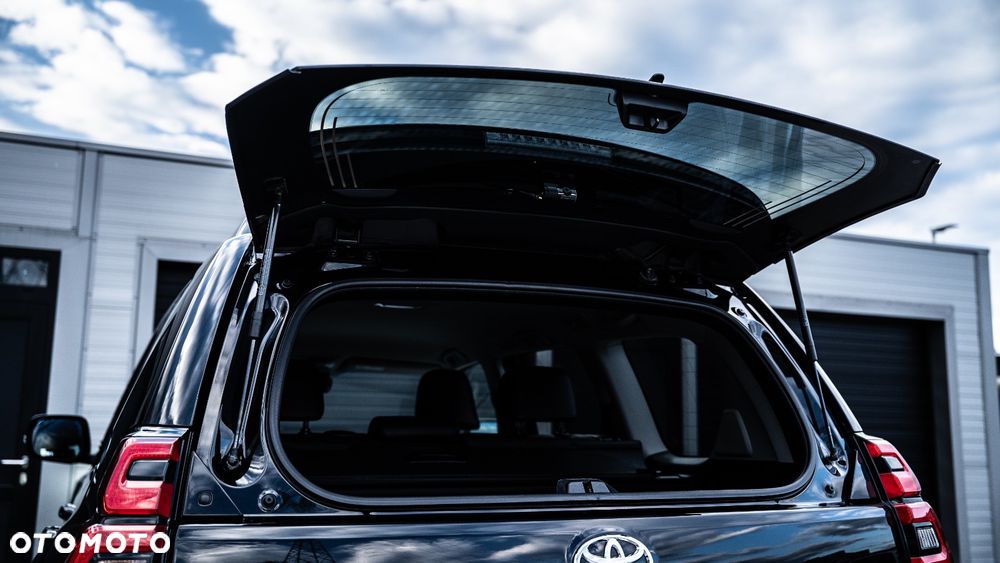 Toyota Land Cruiser LC 2.8 D-4D Invincible - 12