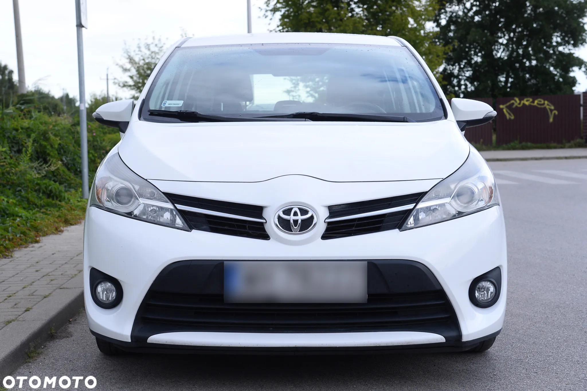 Toyota Verso - 4