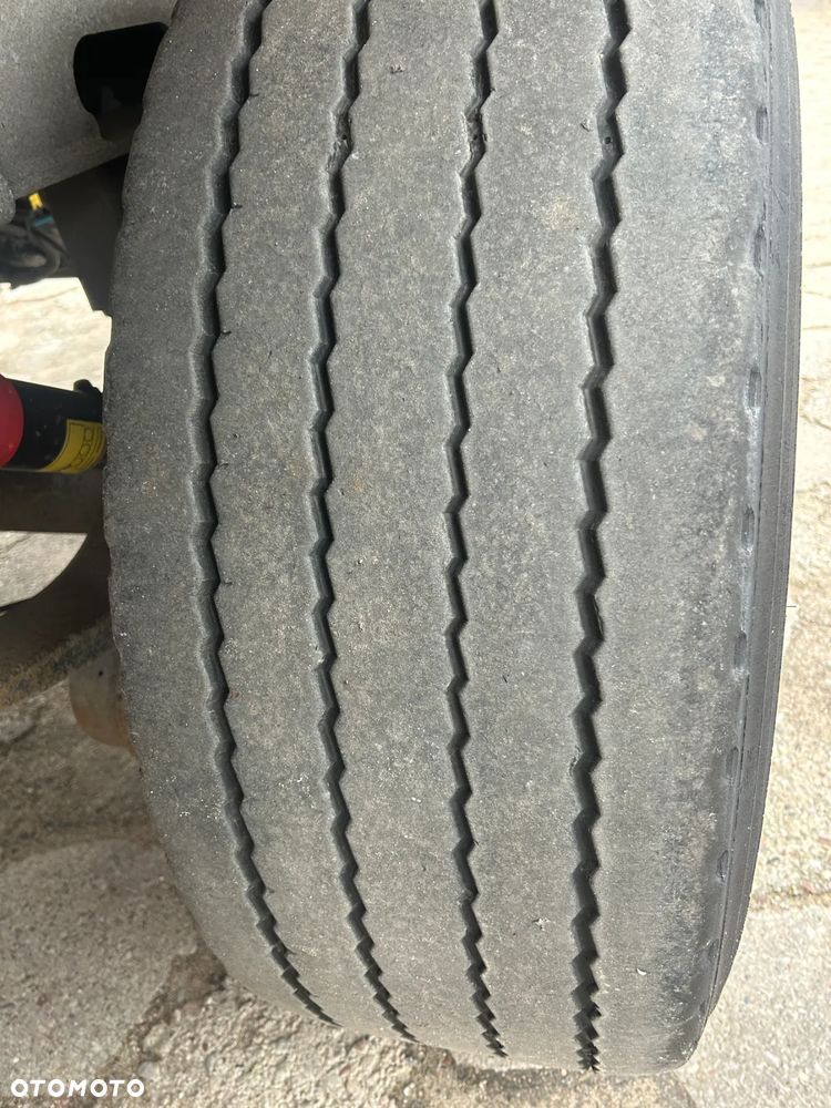 Schmitz Cargobull SKO 18 Z WINDĄ THERMO KING SL-100e / 2 OSIE / 22 PALETY / OŚ SKRĘTNA / ROLETA / SKRĘTNA OŚ NA OBROTNICY / IDEALNA POD DYSTRYBUCJĘ / ŚWIETNIE ZWROTNA KRÓTKA NACZEPA !! - 29