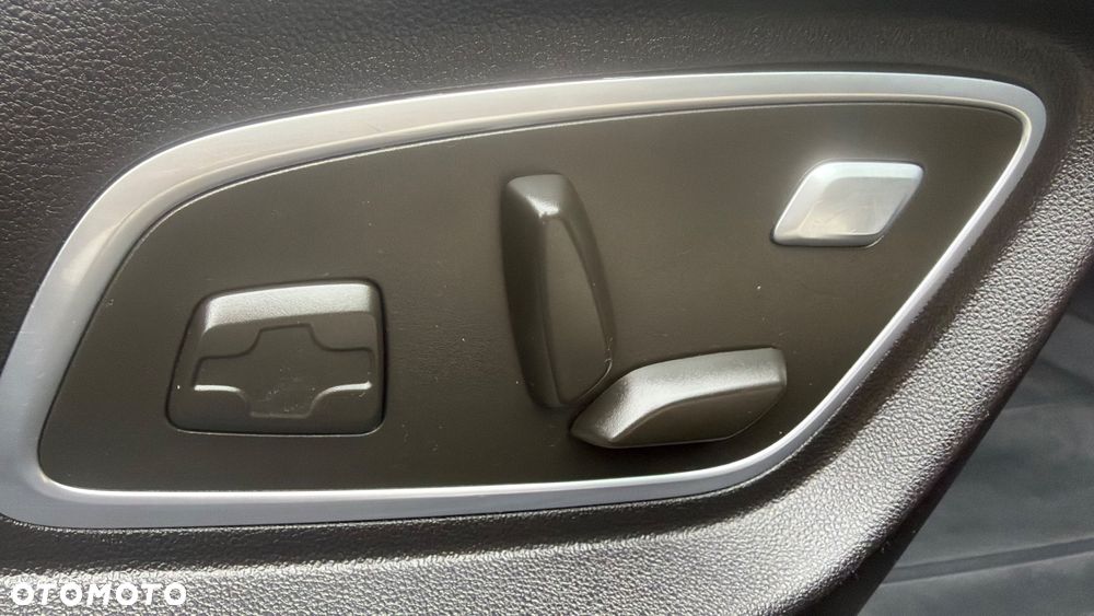 Renault Talisman BLUE dCi 160 EDC LIMITED - 24