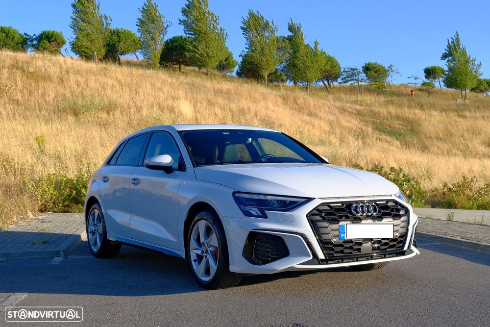 Audi A3 Sportback - 1