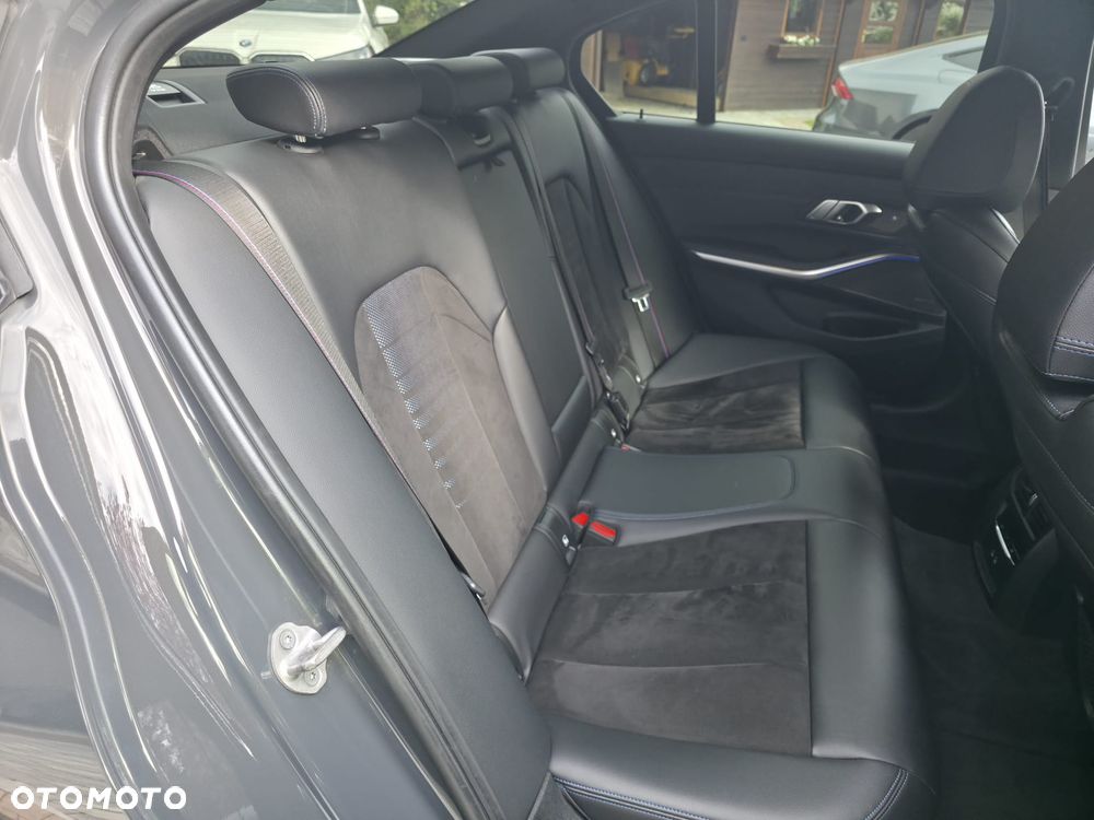 BMW Seria 3 - 27