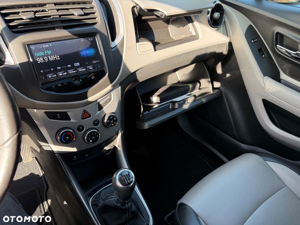 Chevrolet Trax 1.4 T LS - 17