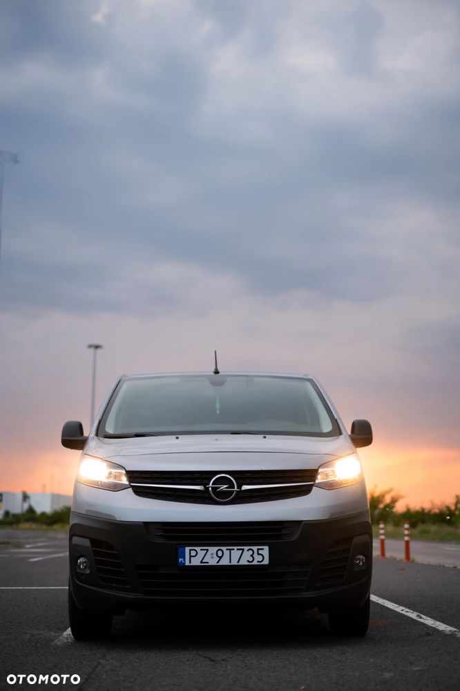 Opel Vivaro - 13