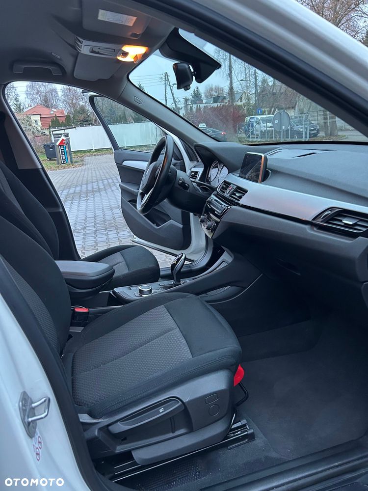 BMW X1 sDrive18i GPF Advantage - 24