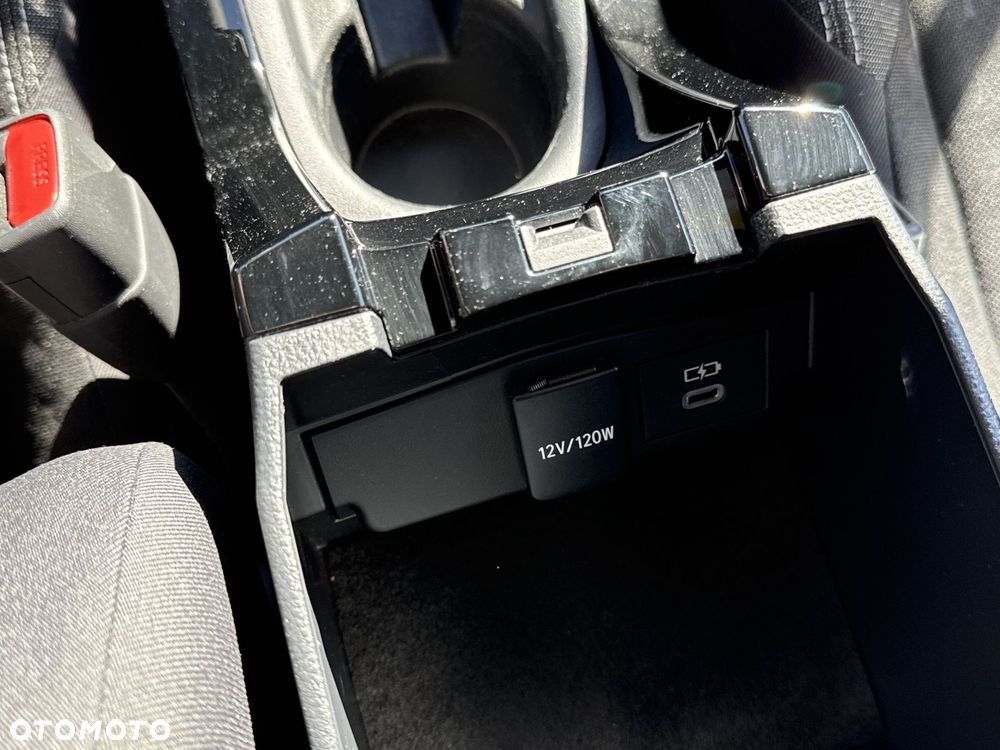 Toyota Corolla 1.8 Hybrid Comfort - 21