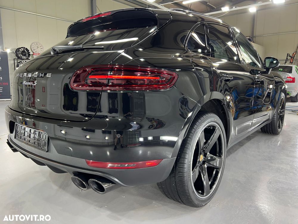 Porsche Macan - 4
