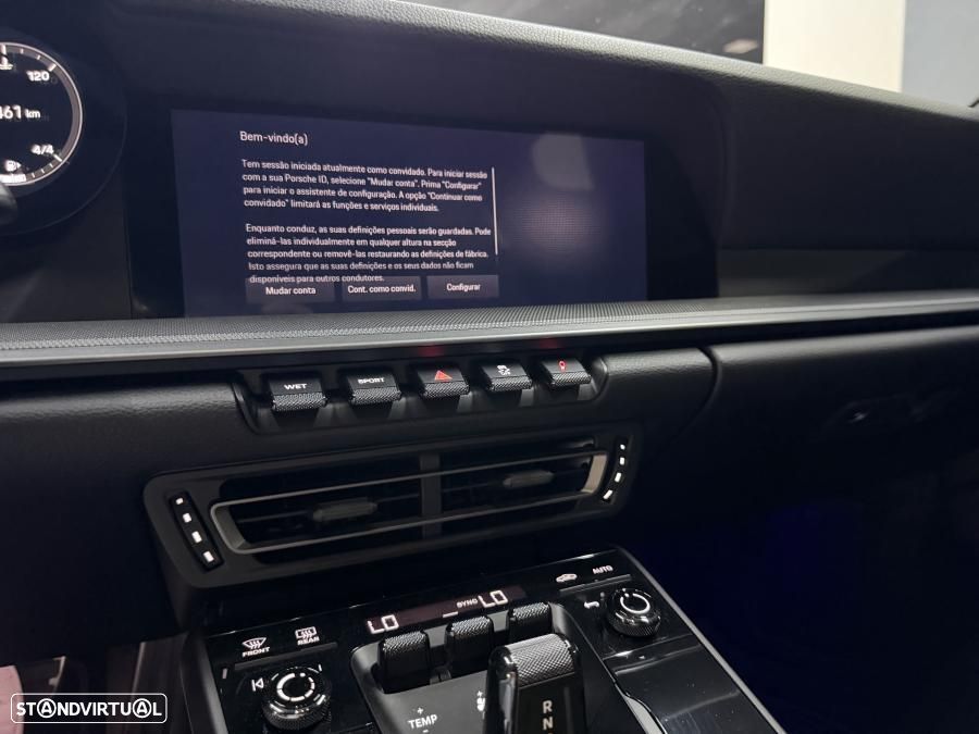 Porsche 911 (992) Carrera PDK - 20
