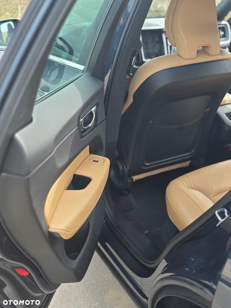 Volvo XC 60 D3 Momentum Pro - 13