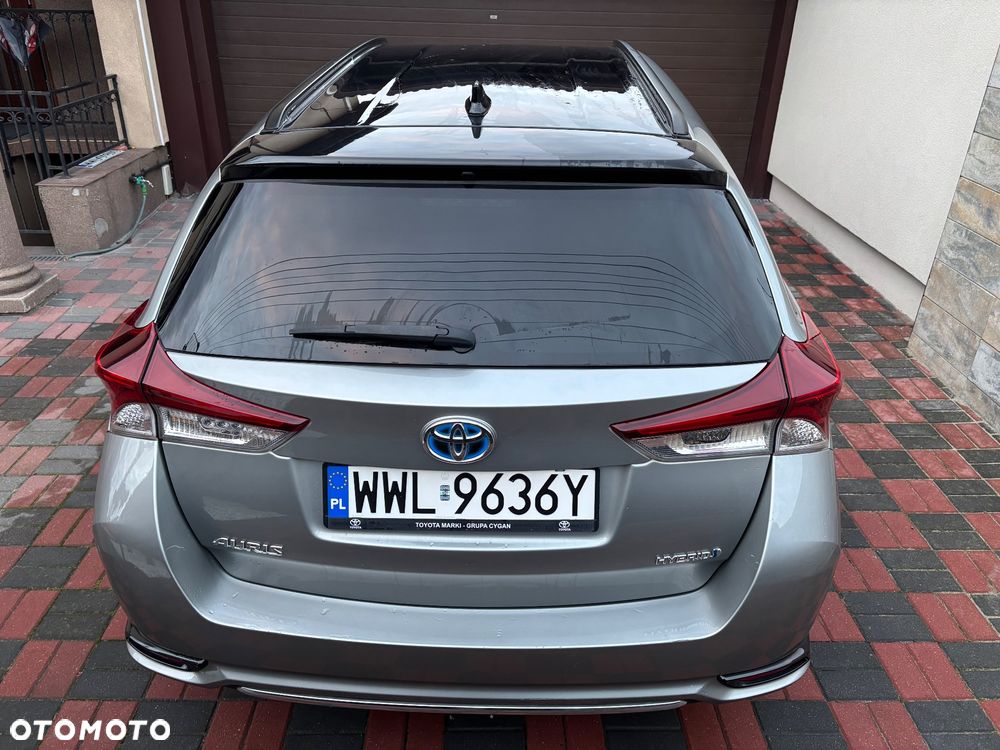 Toyota Auris Hybrid 135 Selection - 5