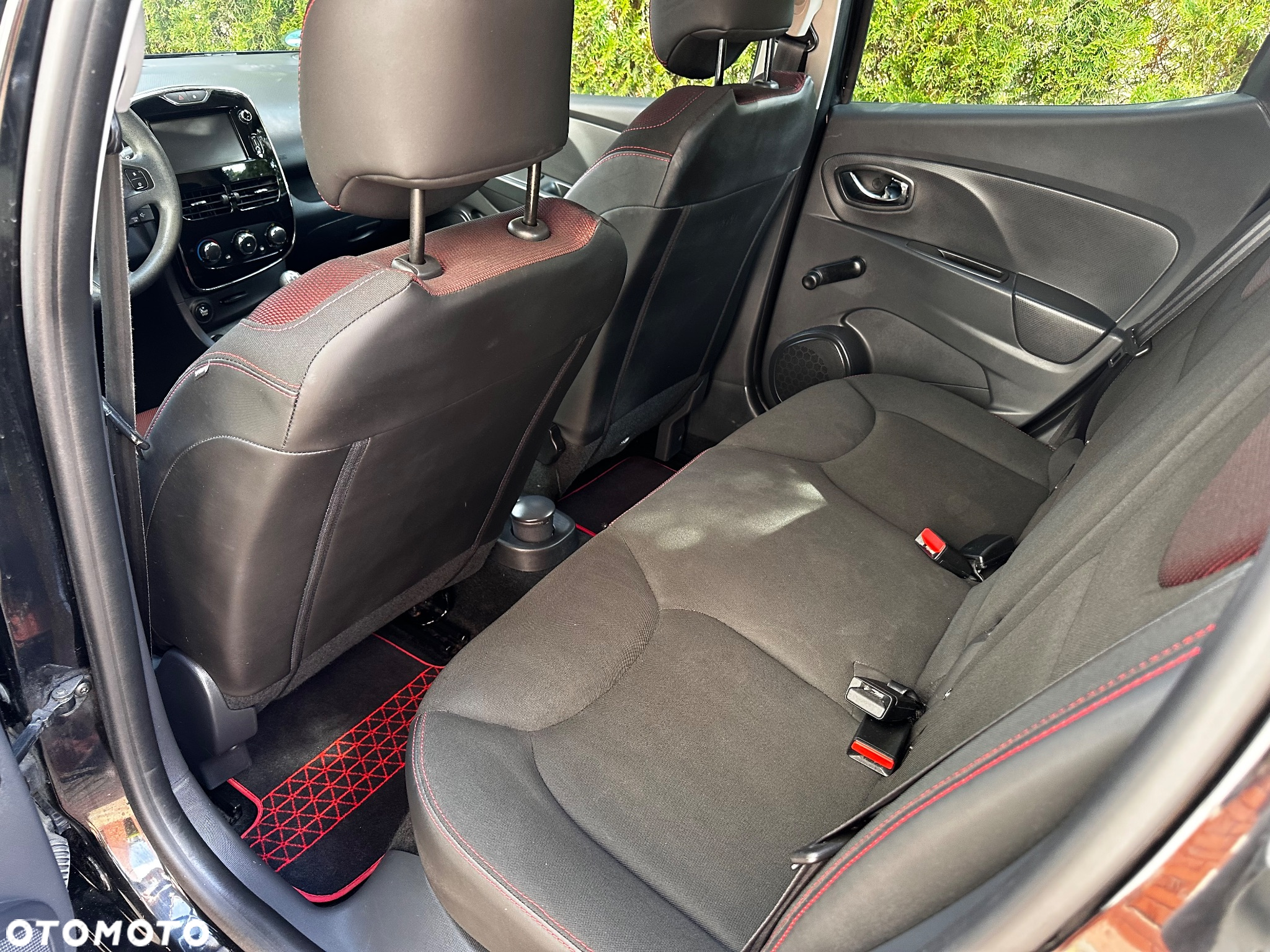 Renault Clio - 26