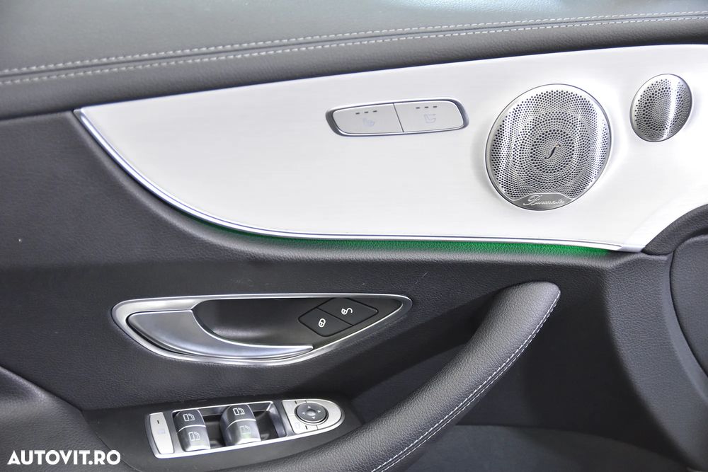 Mercedes-Benz E 220 d 4MATIC 9G-TRONIC AMG Line - 23