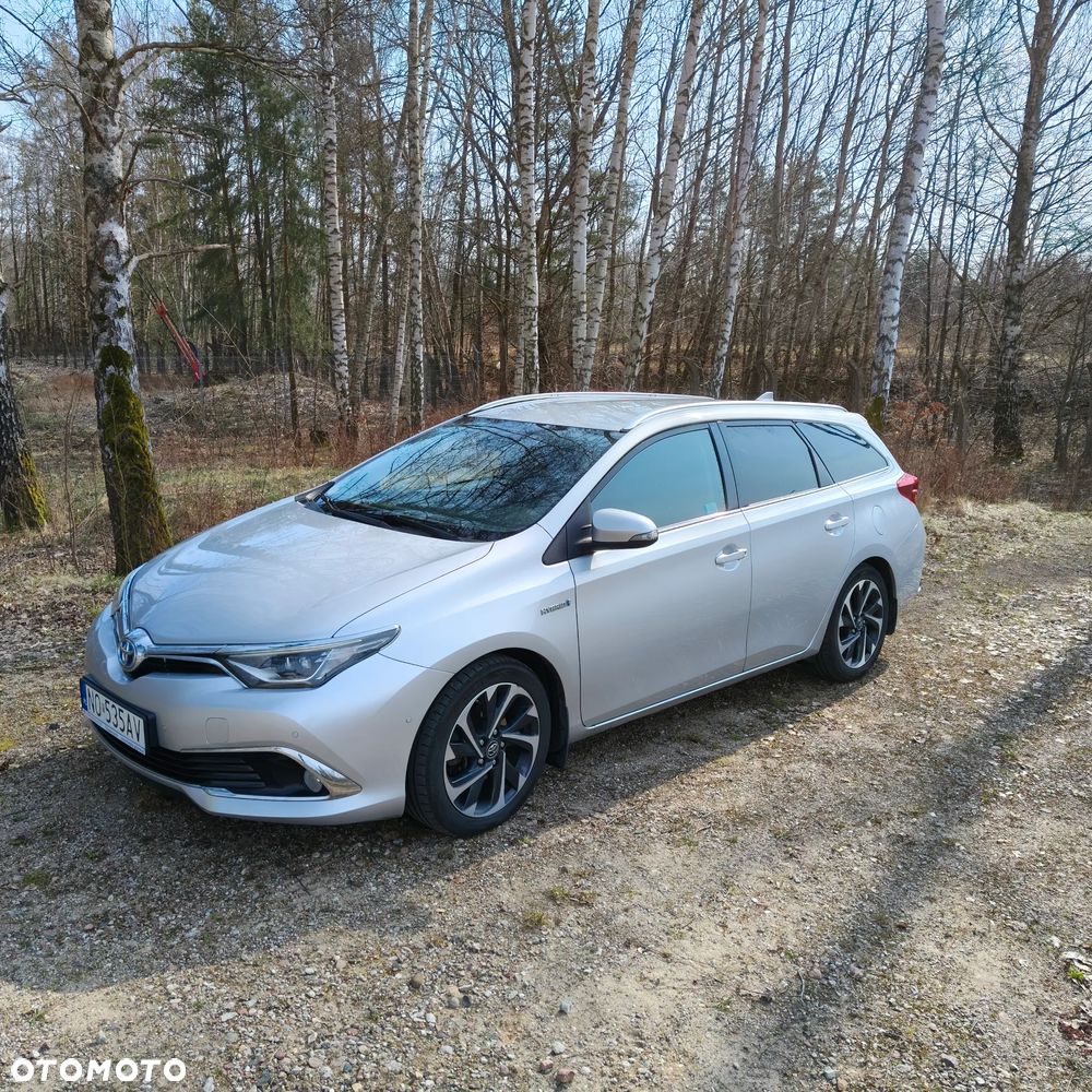 Toyota Auris Hybrid 135 Prestige - 1