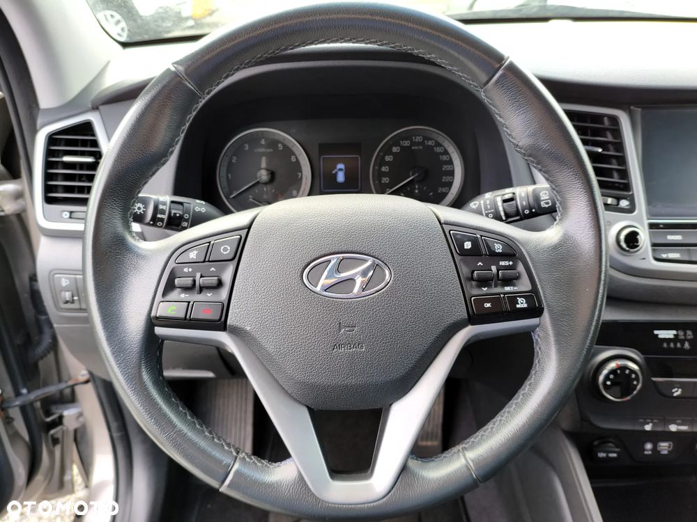 Hyundai Tucson blue 1.6 GDi 2WD Navi - 26