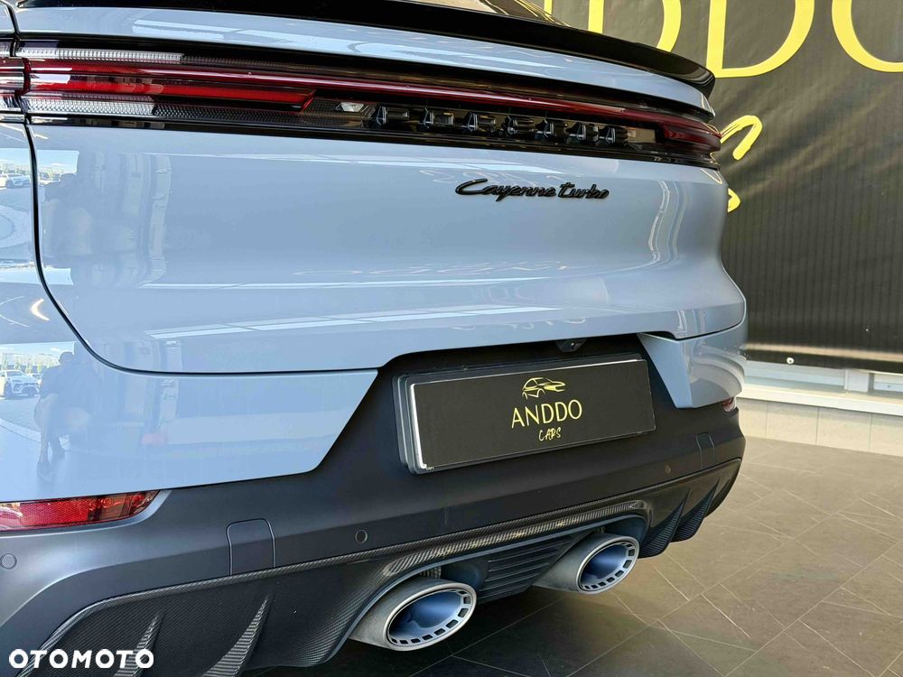 Porsche Cayenne Turbo E-Hybrid PHEV GT - 36