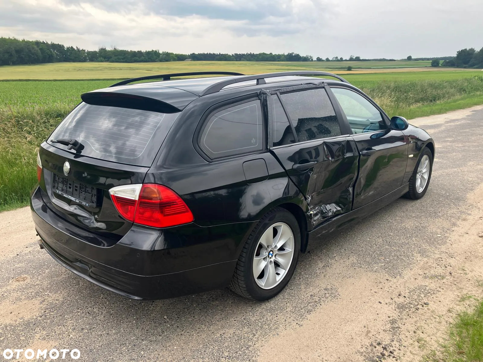 BMW Seria 3 320i Touring - 6