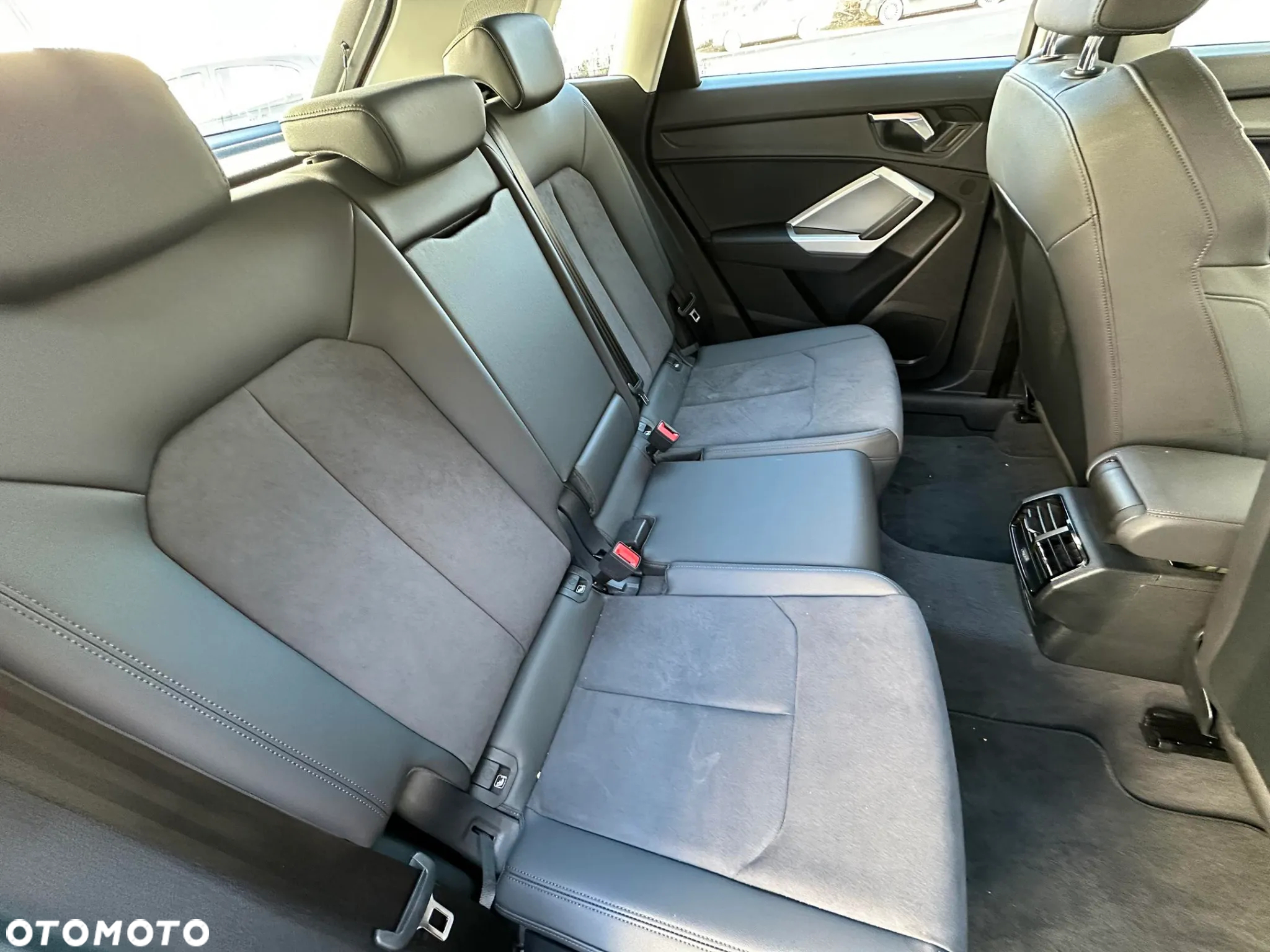 Audi Q3 35 TFSI mHEV S-Line S tronic - 19