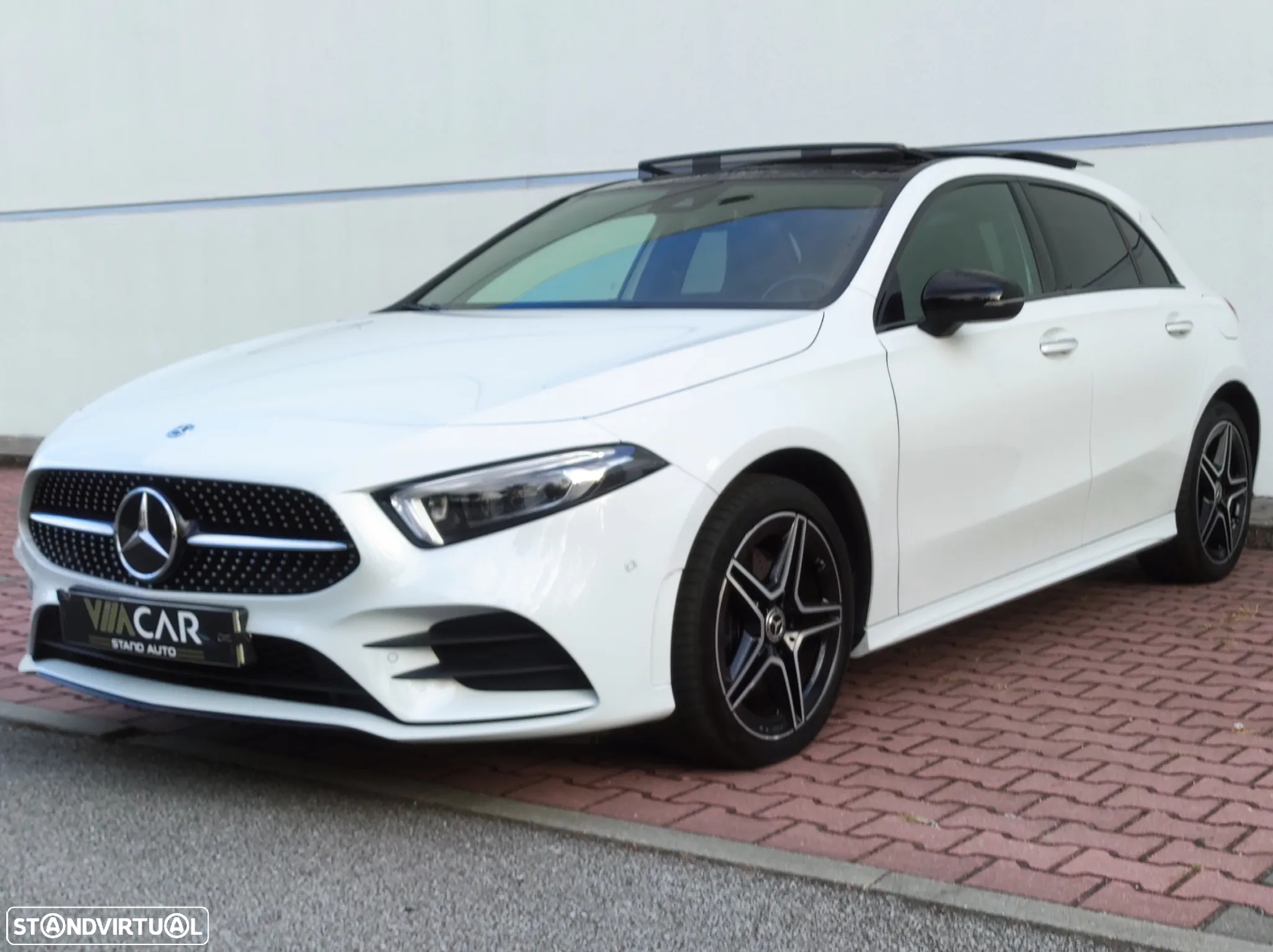 Mercedes-Benz A 250 e AMG Line - 2
