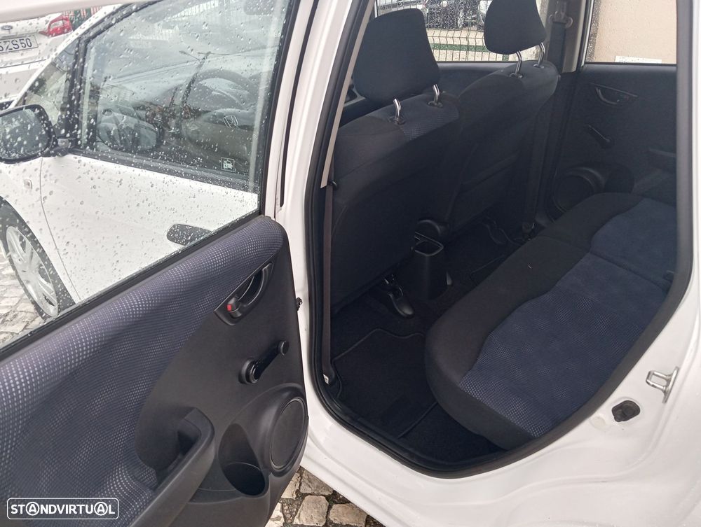 Honda Jazz 1.2 i-VTEC City - 13