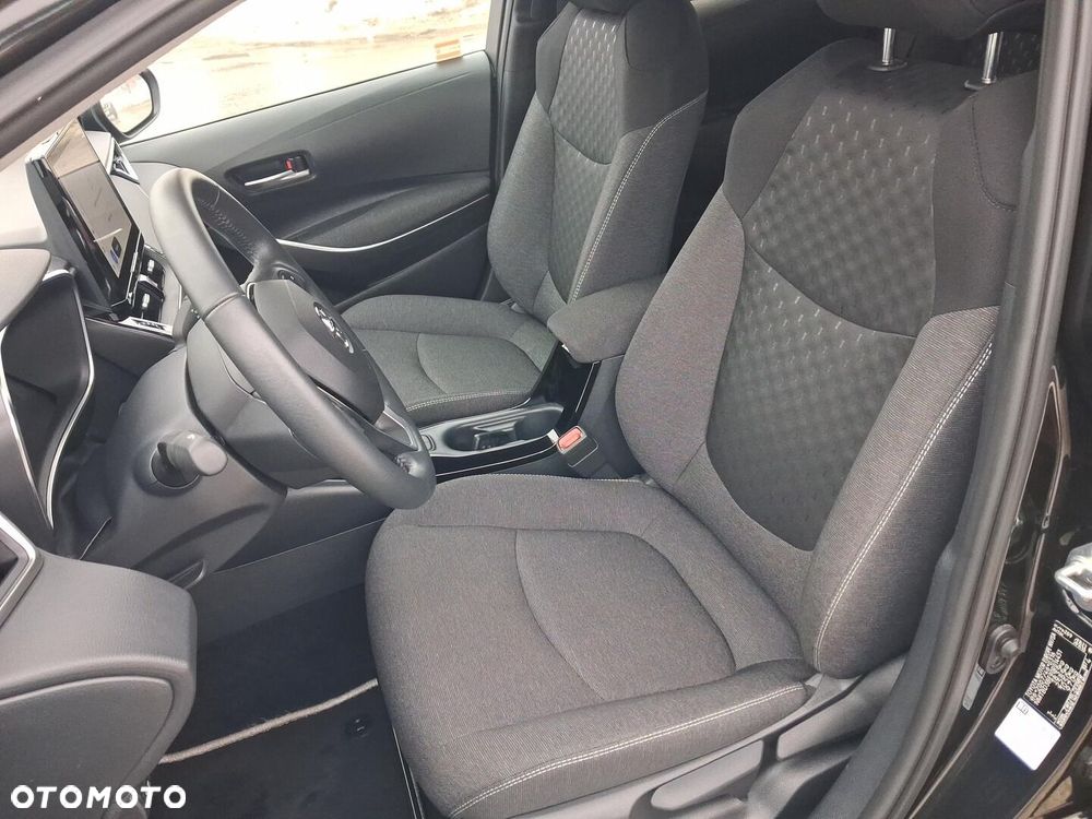 Toyota Corolla 1.8 Hybrid Style - 11