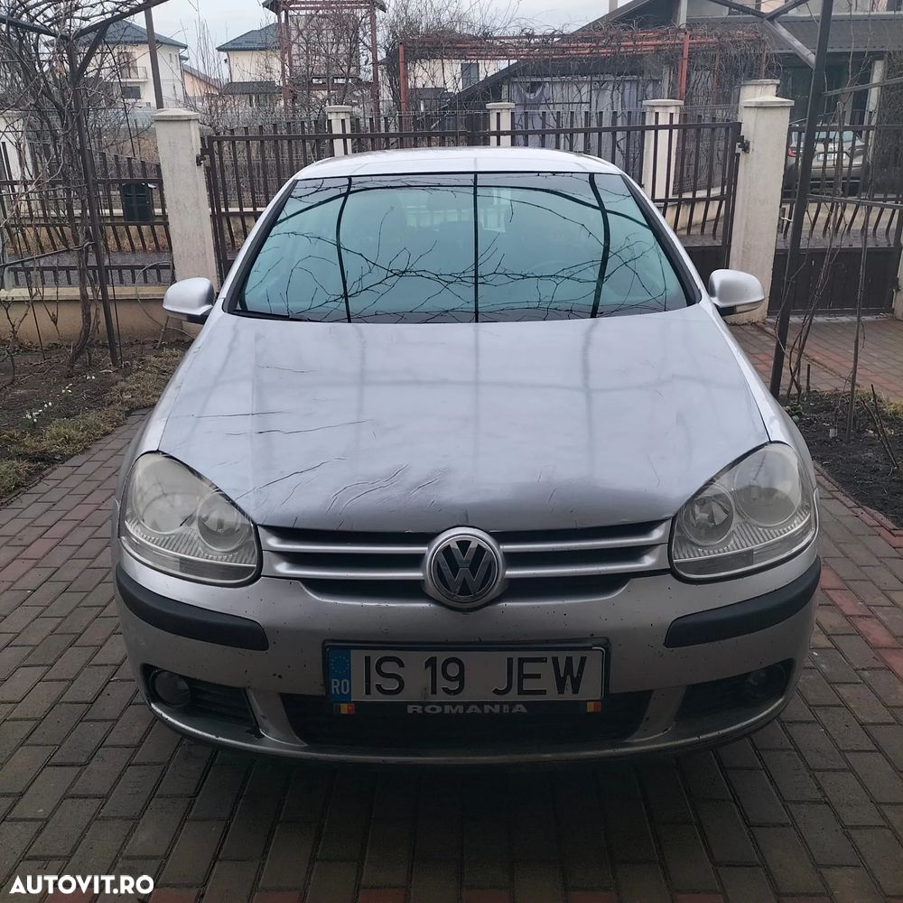 Volkswagen Golf - 1