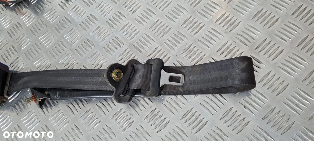 Hyundai Galloper Pas Bezpieczeństwa Tył - 6