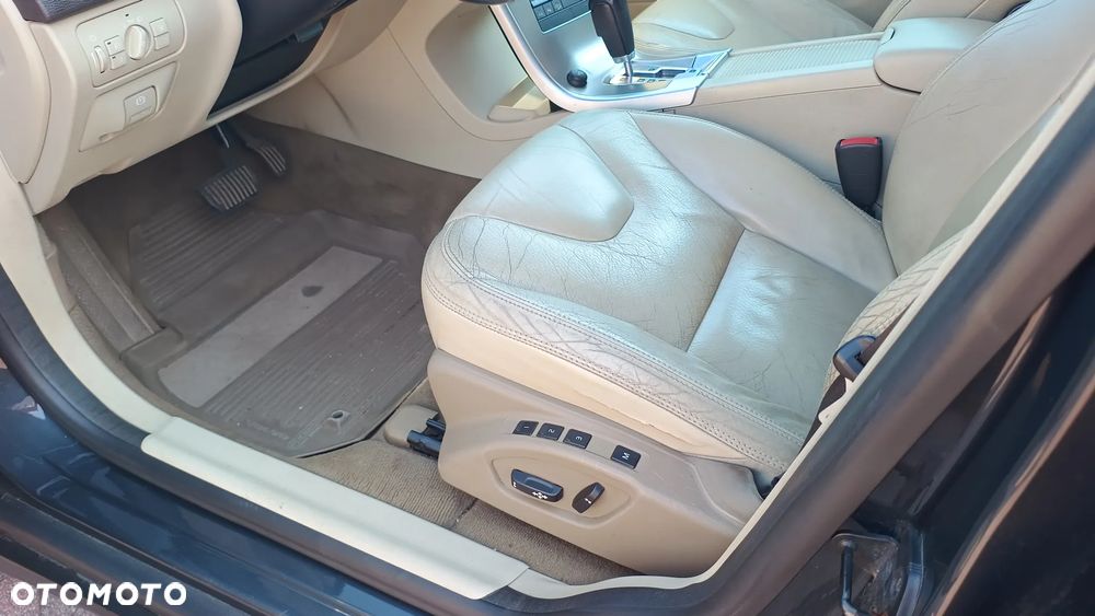 Volvo XC 60 D5 AWD Summum - 21