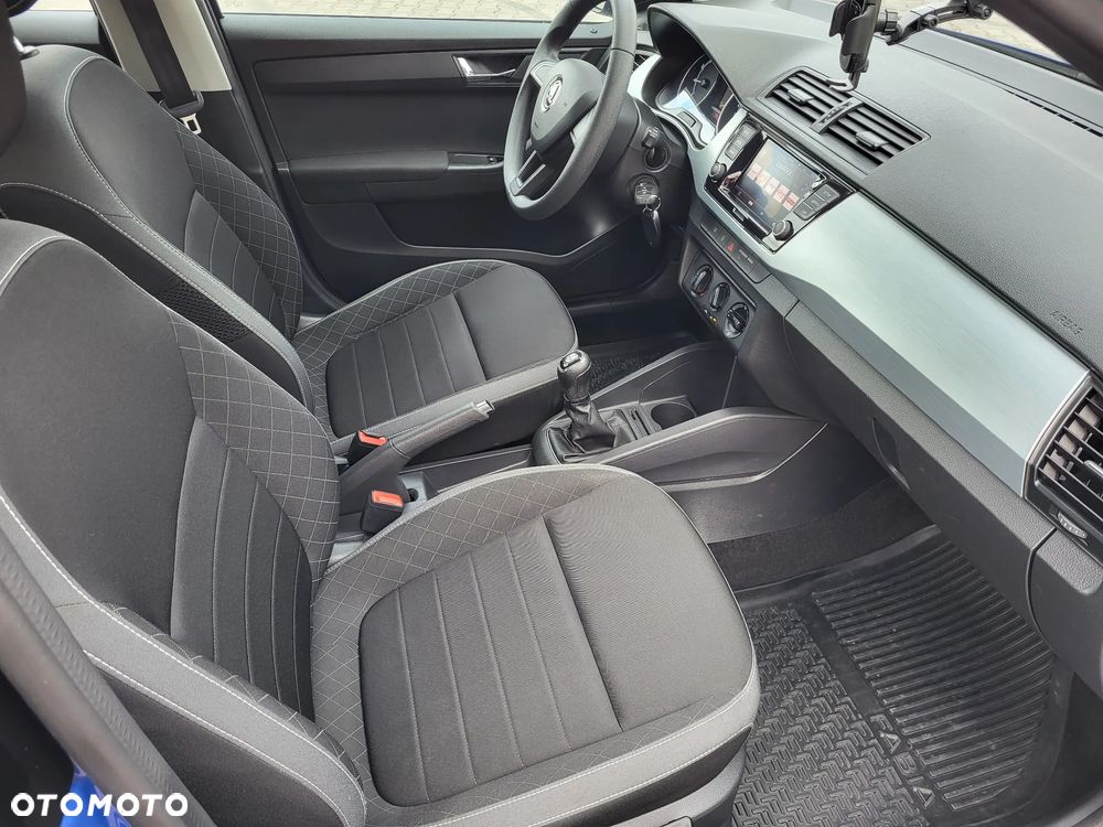 Skoda Fabia 1.0 Ambition - 25