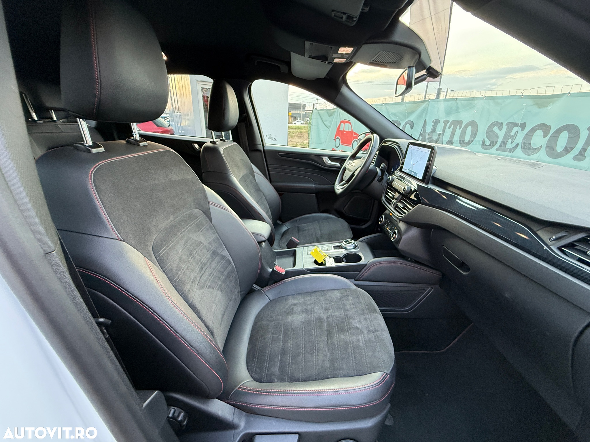Ford Kuga 2.5 Duratec PHEV ST-LINE X - 6