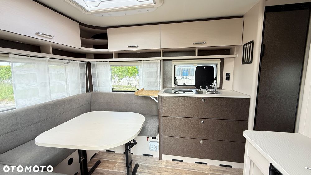 Dethleffs 495 FR C-GO - 16