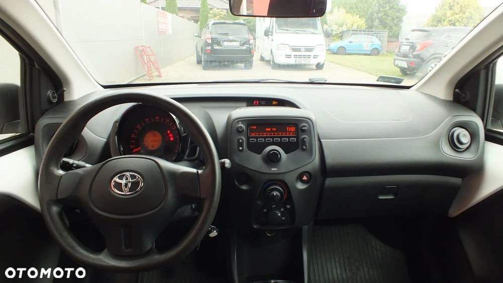 Toyota Aygo 1.0 VVT-i Sprint EU6 - 8