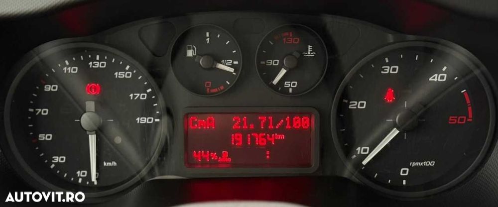 Iveco DAILY CUB CU DORMITOR - 21