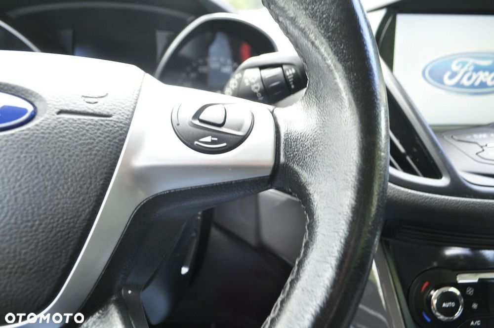 Ford Kuga - 15