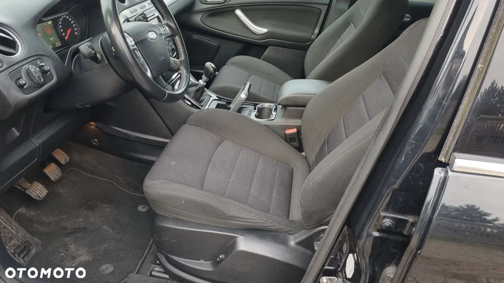 Ford S-Max 2.0 TDCi DPF Titanium - 16