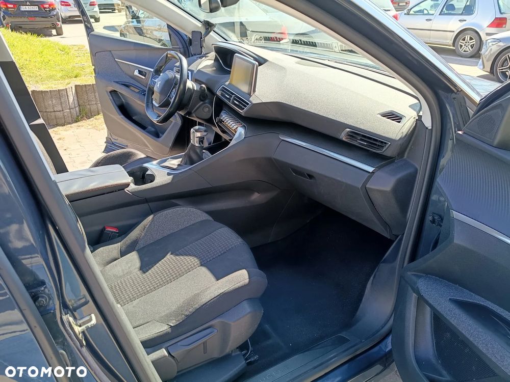 Peugeot 5008 1.5 BlueHDI Crossway S&S - 4