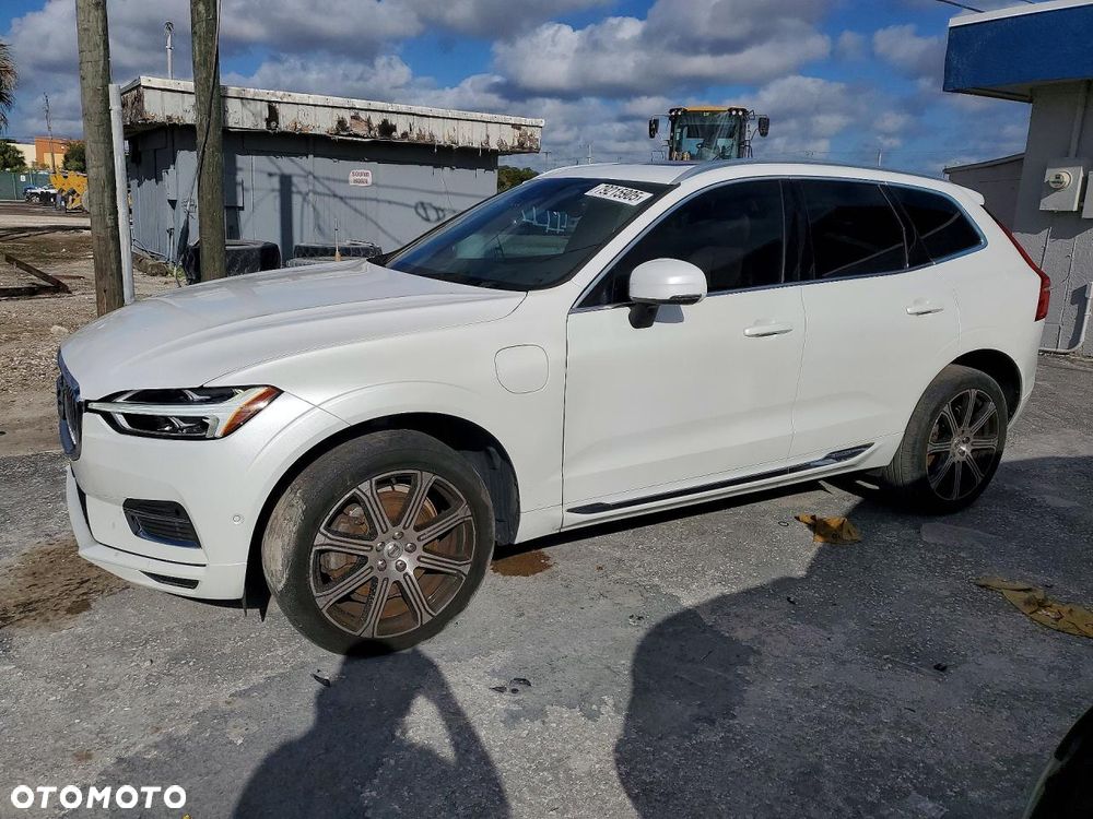 Volvo XC 60 T8 AWD Recharge Geartronic Inscription - 2