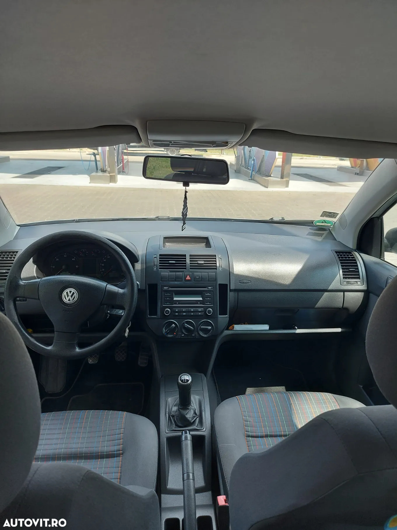 Volkswagen Polo - 9