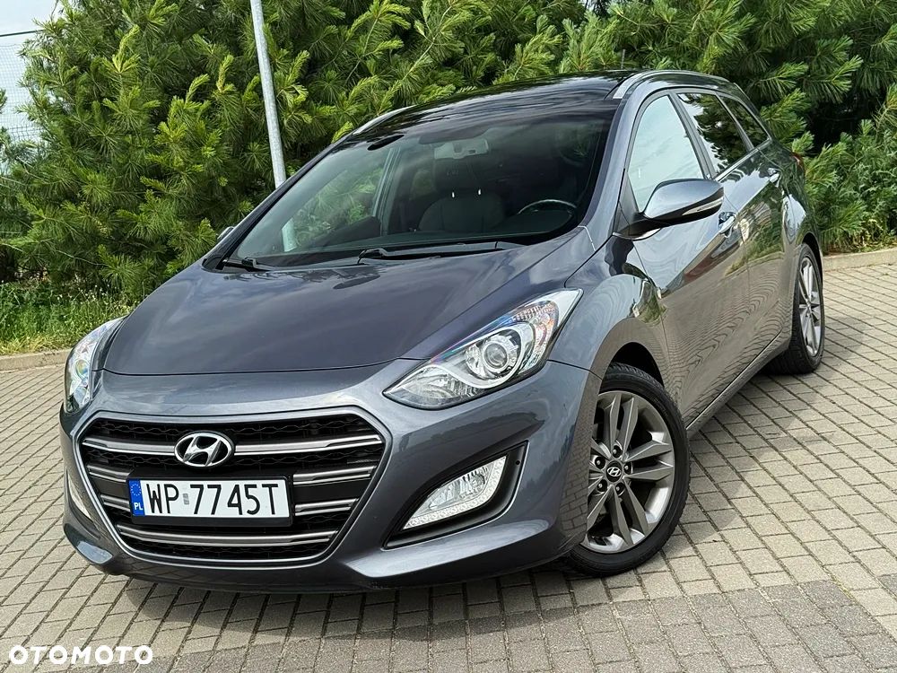 Hyundai i30 1.6 CRDi BlueDrive Go - 1