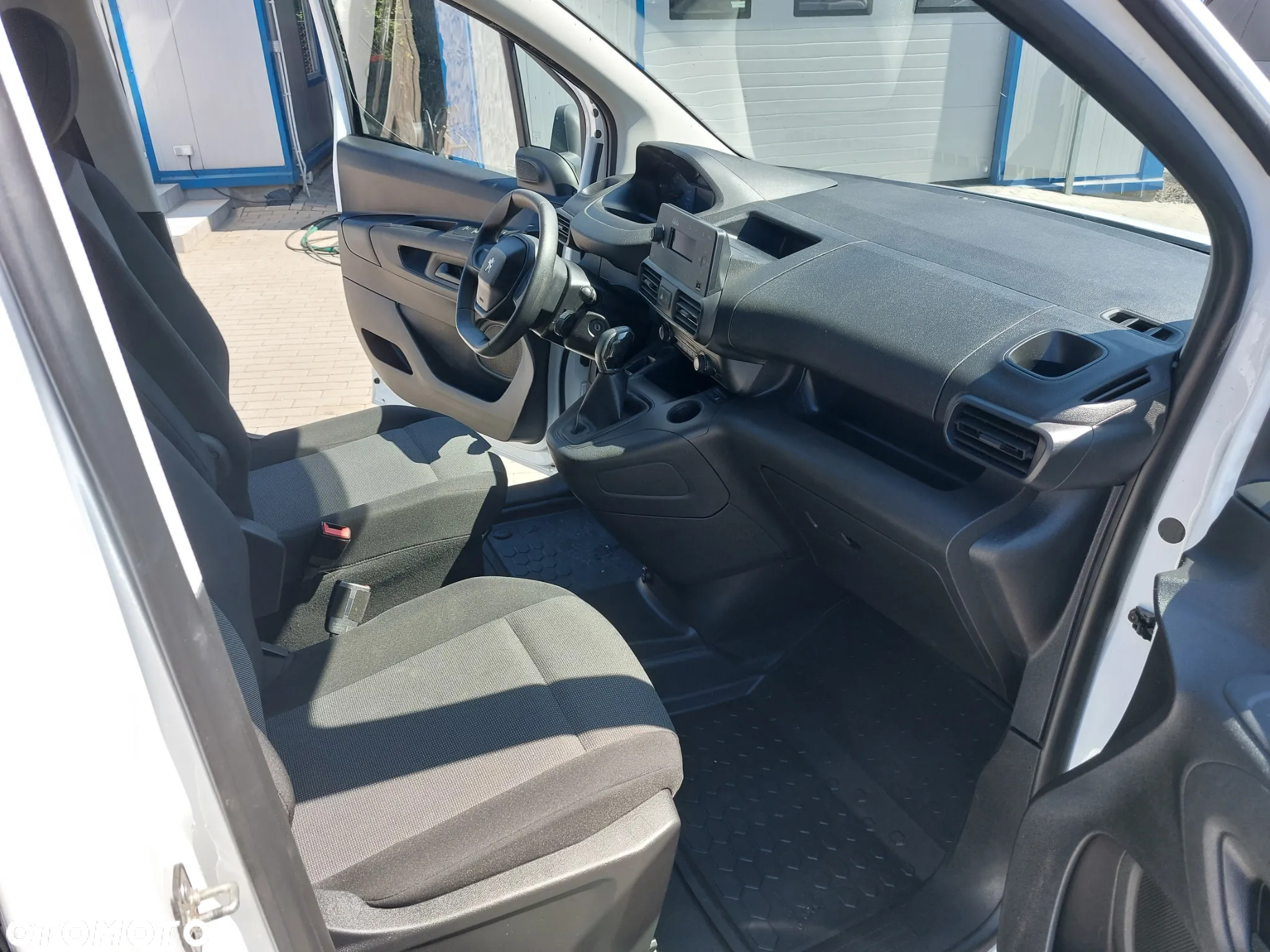 Peugeot Partner - 23