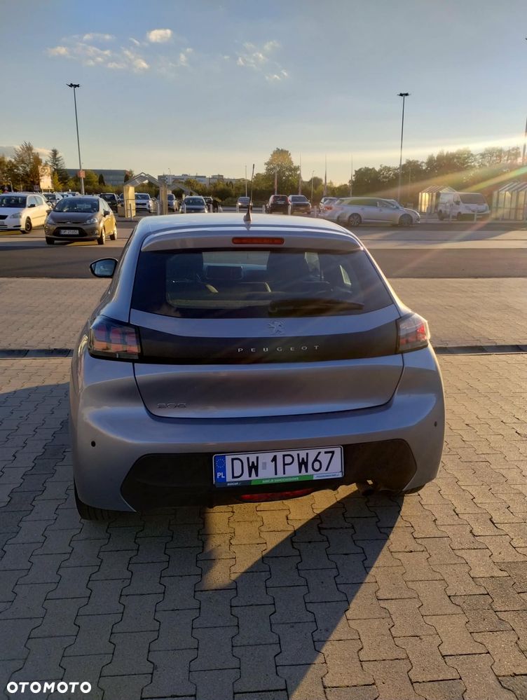 Peugeot 208 2021 photo 5