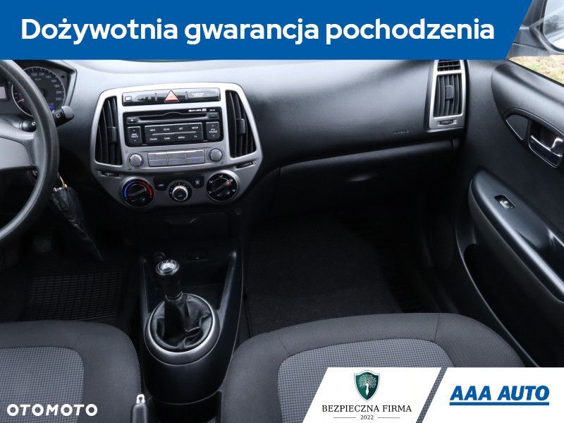 Hyundai i20 - 10