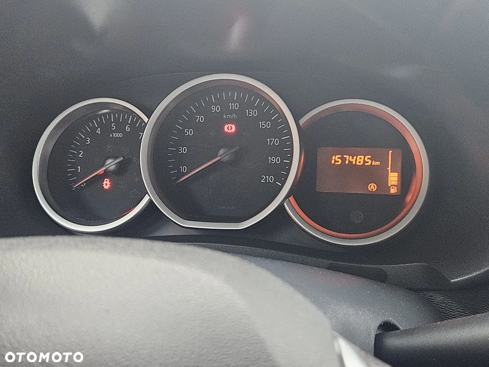 Dacia Lodgy 1.6 SCe Laureate S&S - 34