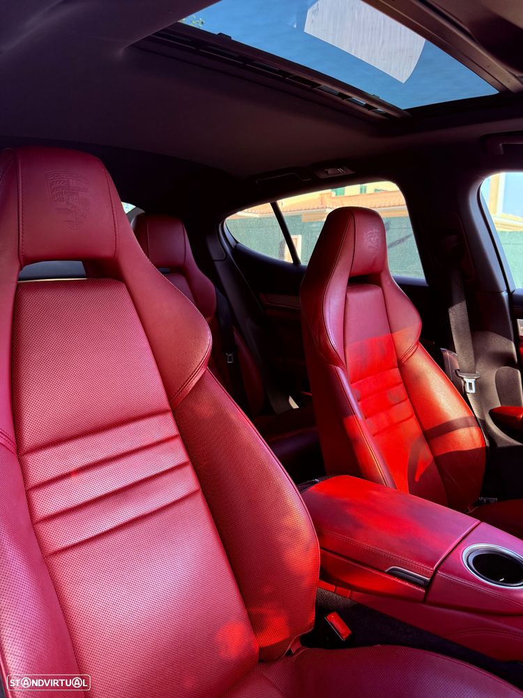 Porsche Panamera S Hybrid - 36